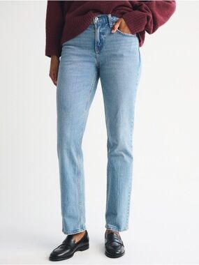 Abercrombie & Fitch Women's Curve Love Mid Rise 90s Straight Jeans